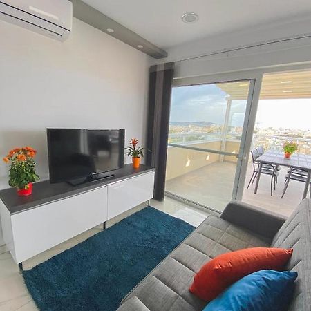The Blue Mill Penthouse With Beautiful Views Apartment Naxxar Bagian luar foto